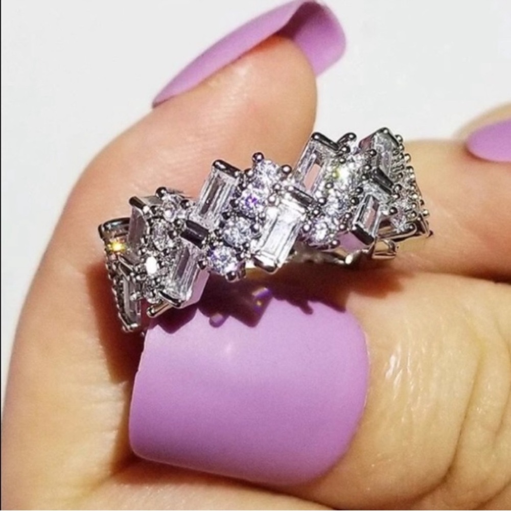 18k WG/925 Sterling Baguette/Round
Diamond Band - Picture 2 of 14